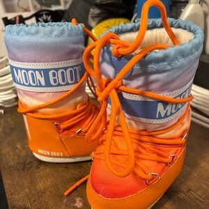 Kids moon boots
